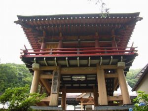 地蔵院鐘楼門