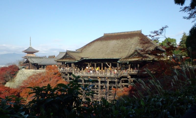 檜皮葺の清水寺本堂