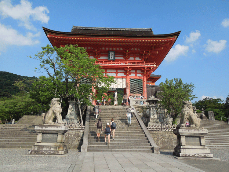 清水寺の仁王門