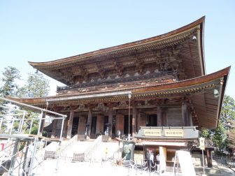 金峯山寺の蔵王堂