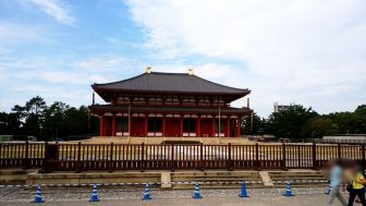 興福寺中金堂